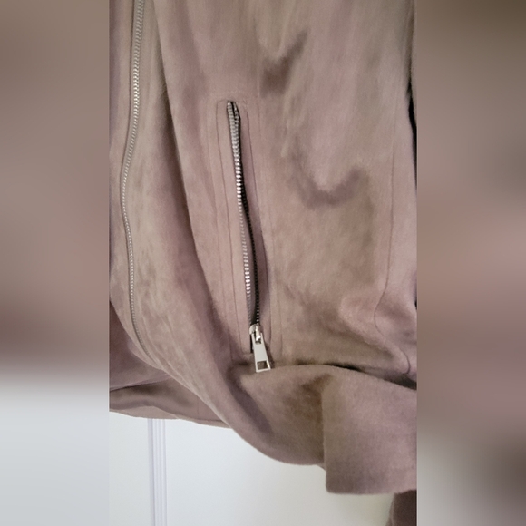 Tan Jacket - Picture 4 of 5